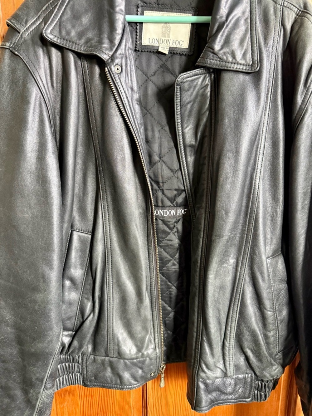 London Fog Black Bomber-Style Leather Jacket Coat size Large Quilt lining